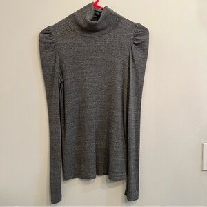 AMO Puff Sleeve Top